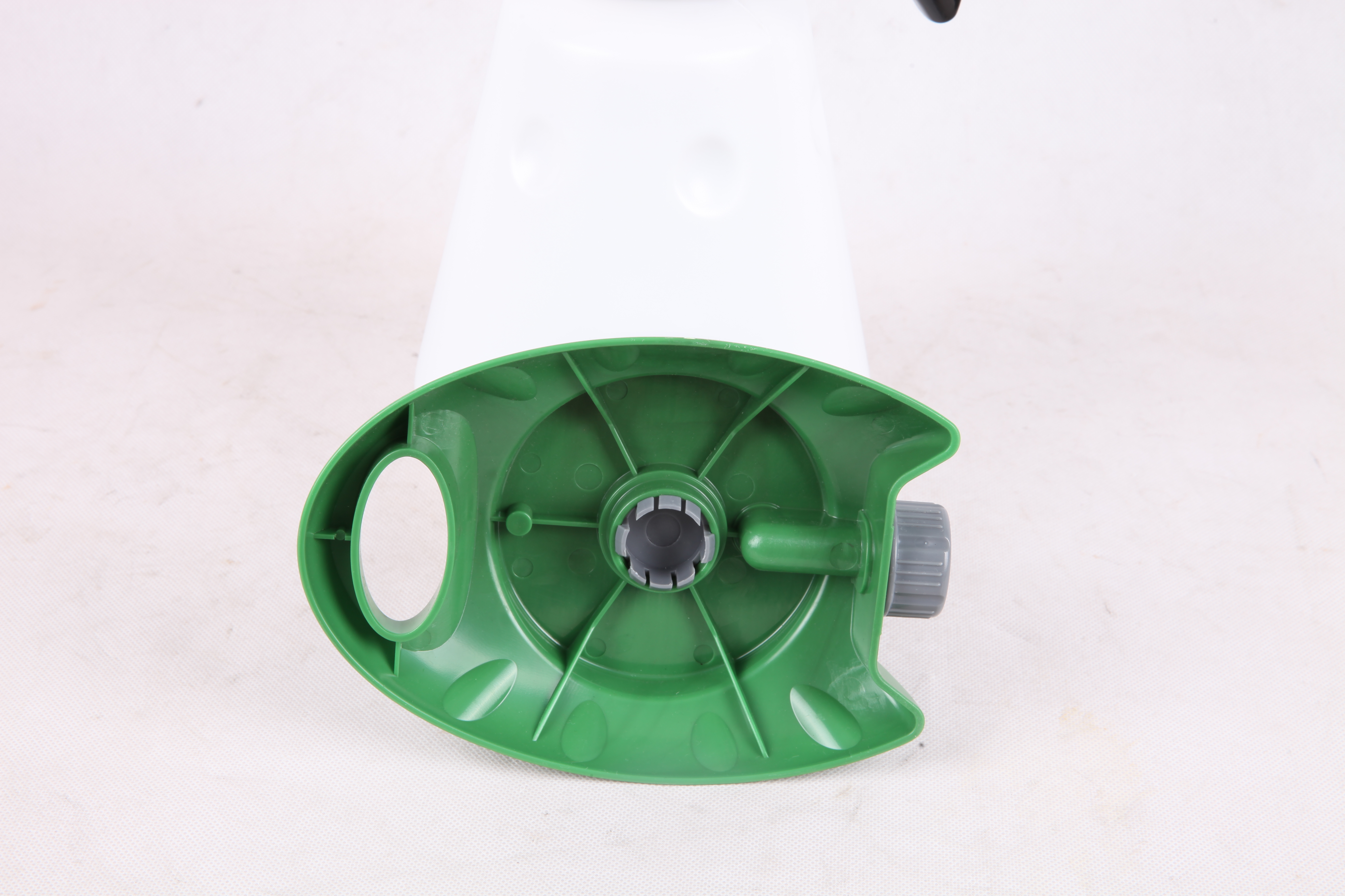 arroseur en plastique hors sol (6)