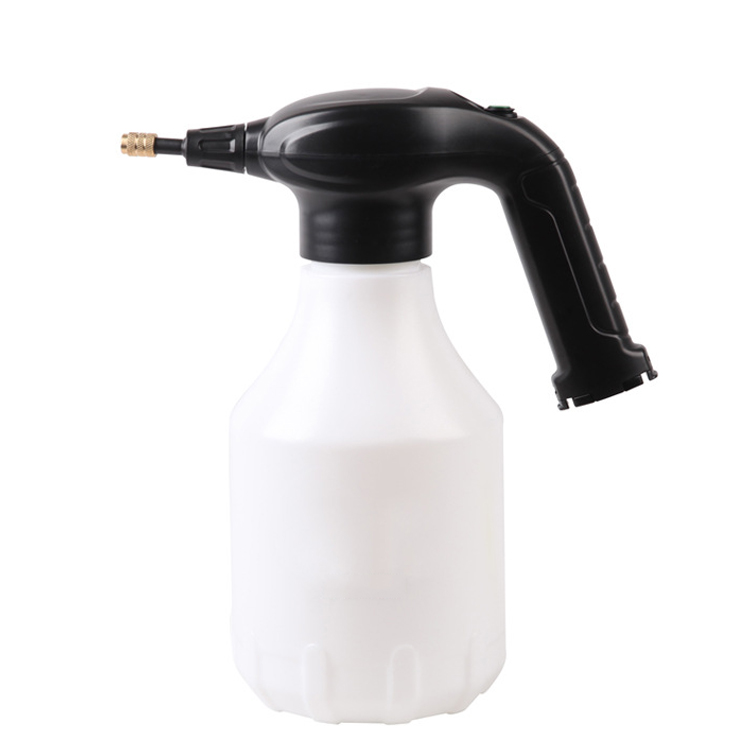 3 premiers avantages d'un pulvérisateur électrique de 1L