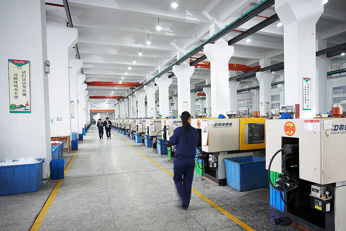 La Chine continuera à promouvoir son ouverture financière (centre)